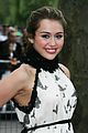 miley-neck
