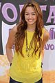 miley-yellow
