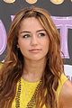 miley-yellow