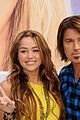miley-yellow