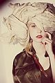 momsen-nylon
