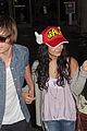 efron-hudgens-hands
