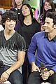 jonas-muchmusic