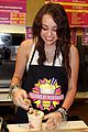 miley-milkshake