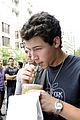 nick-starbucks