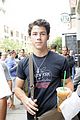 nick-starbucks