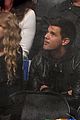 swift-lautner-hockey