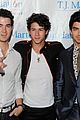 jonas-brothers-tj-martell
