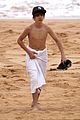 justin-bieber-no-shirt