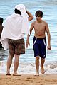 justin-bieber-no-shirt