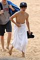 justin-bieber-no-shirt