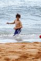 justin-bieber-no-shirt