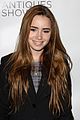 lily-collins-antiquing