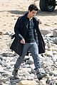 nick-jonas-nicole-anderson-hands