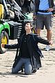 nick-jonas-nicole-anderson-hands