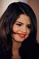 selena-fashion