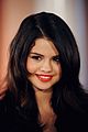selena-fashion