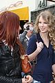 taylor-swift-blue