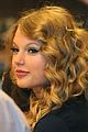 taylor-swift-blue