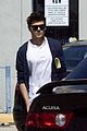 zac-efron-runs