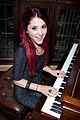 ariana-grande-bway