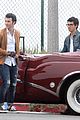kevin-jonas-gloves