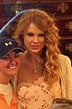 taylor-swift-surprise