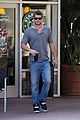 hemsworth-starbucks