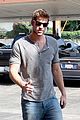 hemsworth-starbucks