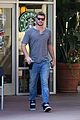 hemsworth-starbucks