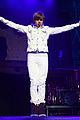 bieber-flying