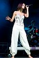 selena-q102