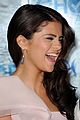 selena-win