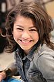 zendaya-shake