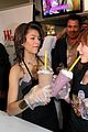 zendaya-shake