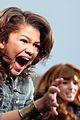 zendaya-shake