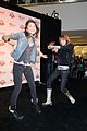 zendaya-shake