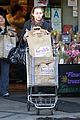 miley-grocery