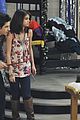 selena-photobomb