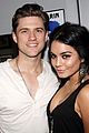 vanessa-aaron