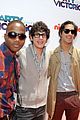 avan-leon