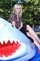 sara-shark