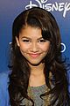 bella-zendaya-d23
