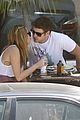 cyrus-hemsworth-smooch