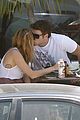 cyrus-hemsworth-smooch