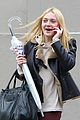 fanning-cellphone