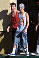bieber-shirtless