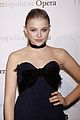chloe-met