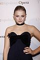 chloe-met
