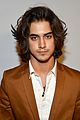 avan-zoey